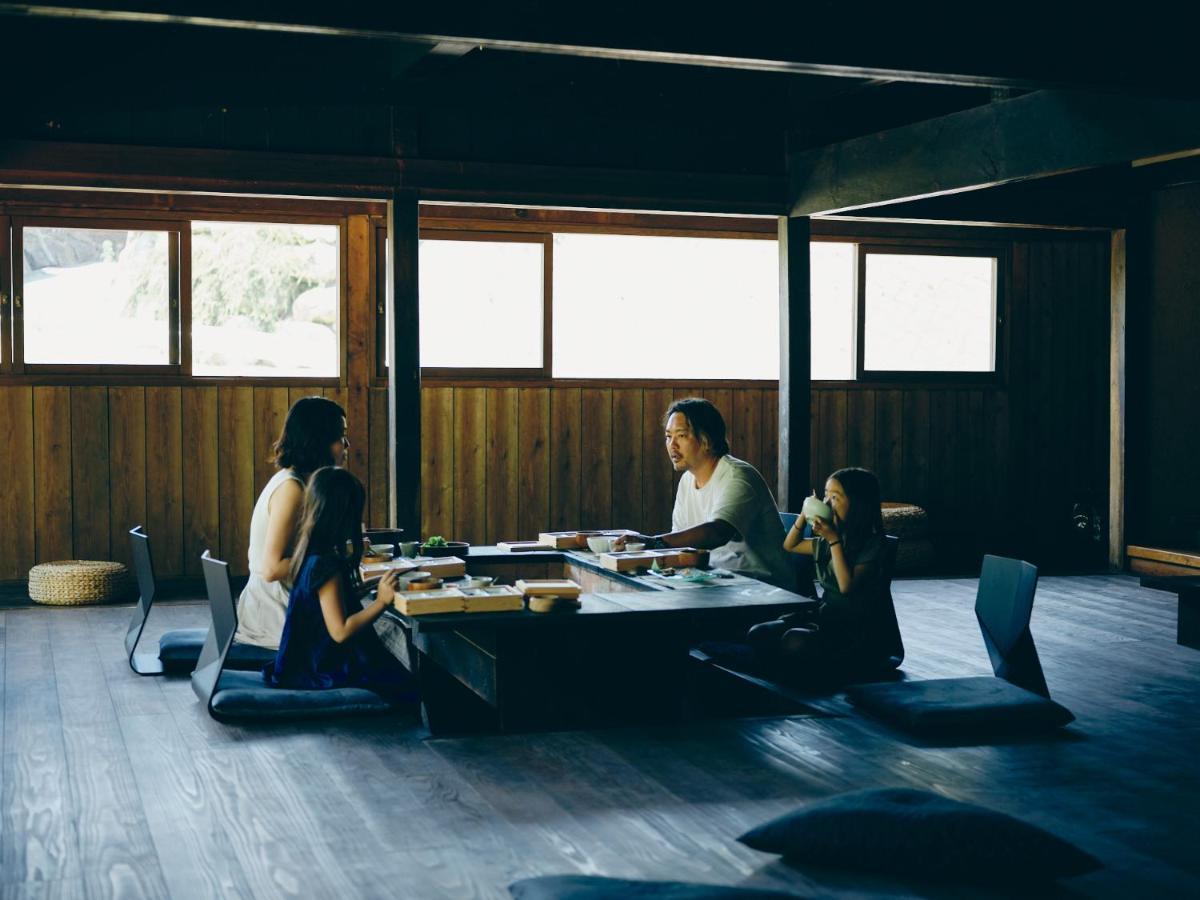 Kominkayado Loof Sawanoie Fuefuki Buitenkant foto